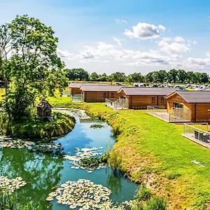 https://flaxton-meadows-luxury-lodges.yorkshirehotels.net