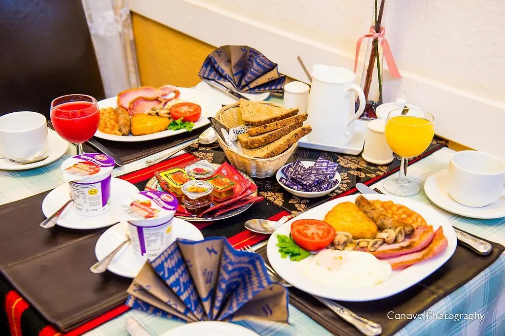 Lyncliff B&B Edinburgh Oda ve Kahvaltı