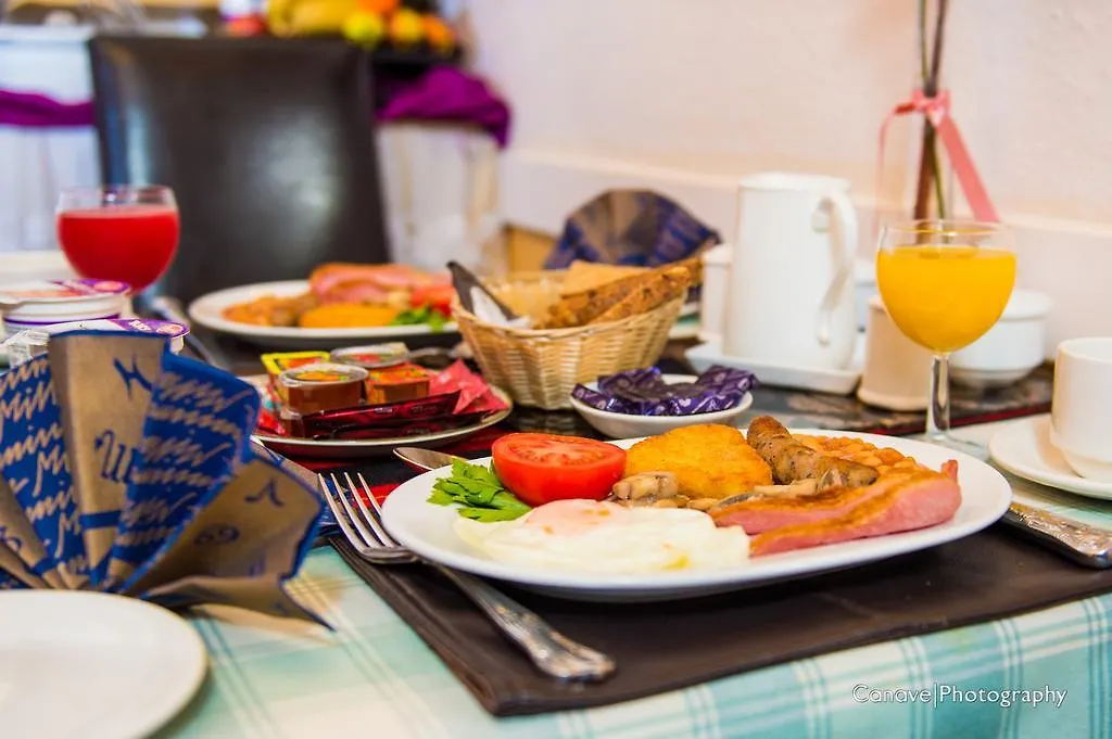 Lyncliff B&B Edinburgh