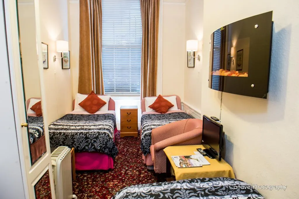 Lyncliff B&B Edinburgh 2*,