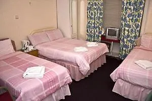 Lyncliff B&B Edinburgh 2*,  Birleşik Krallık